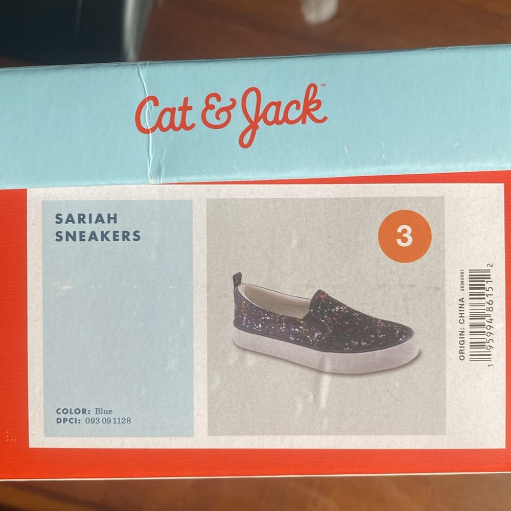 Cat & Jack Blue Sariah Sneakers, Girls size 3. - Picture 6 of 6